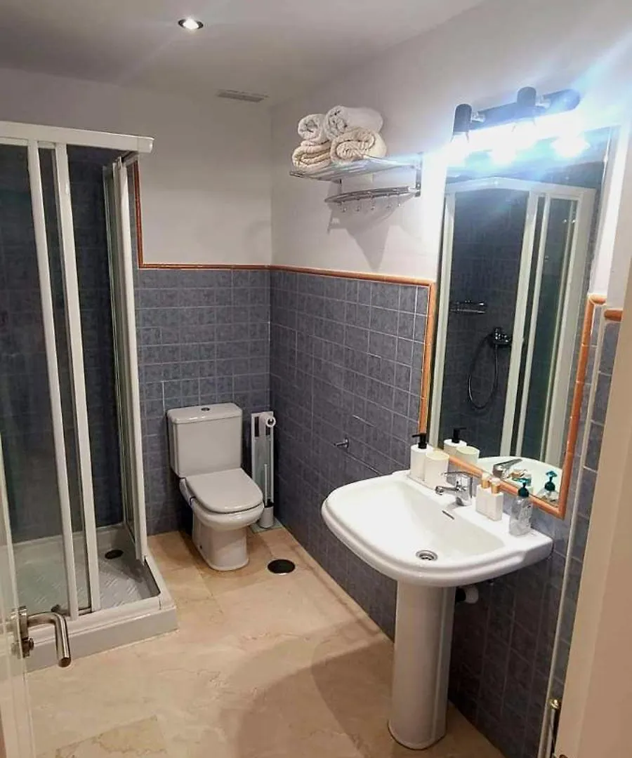 Marina Casares Beachside Apartment 0*,